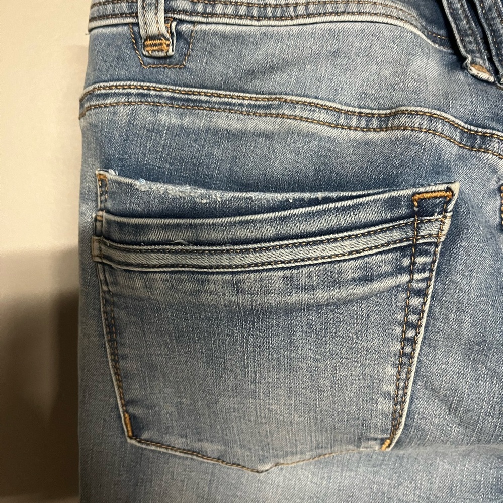 Democracy Flare “Ab” technology Flare Jeans - Picture 8 of 12